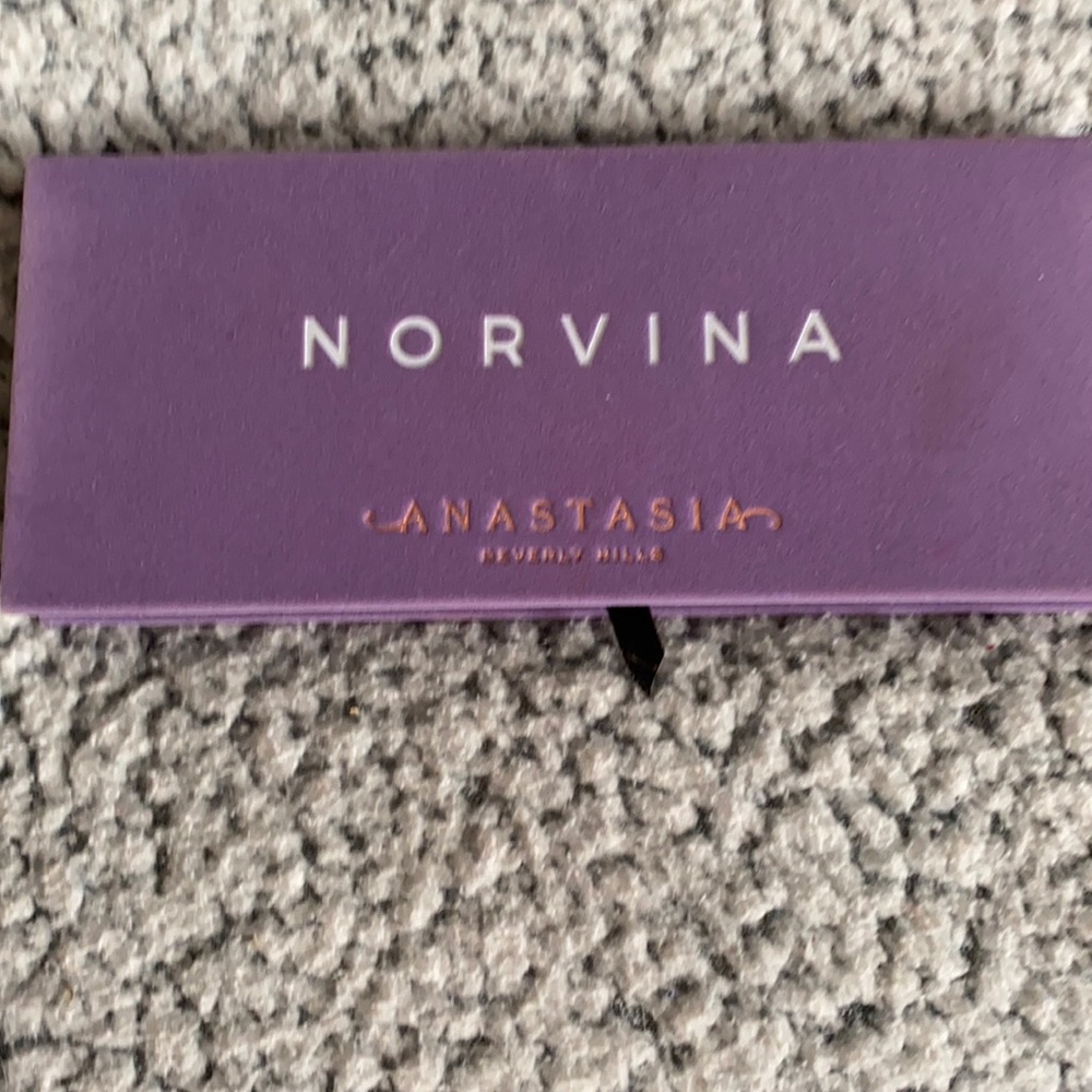 Anastasia Beverly Hills Norvina palette